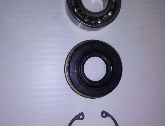 Branson PTO | Buy Mid PTO Bearing, Seal, and Snap Ring Online