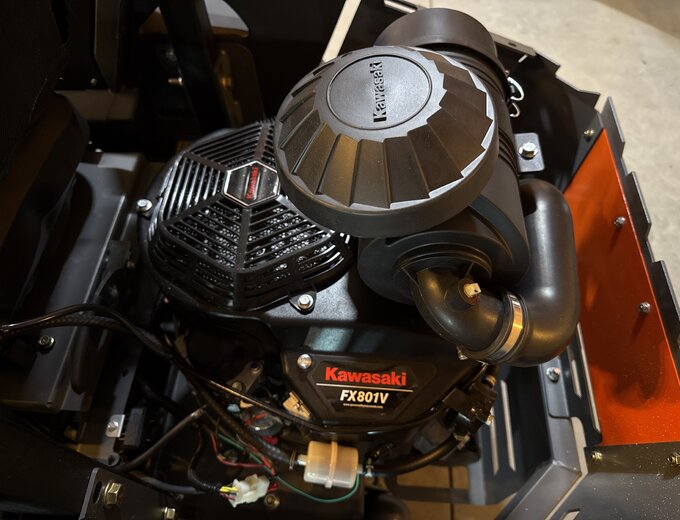 Spartan Mowers | Spanrtan SRT-XDe 61 For Sale Near Me
