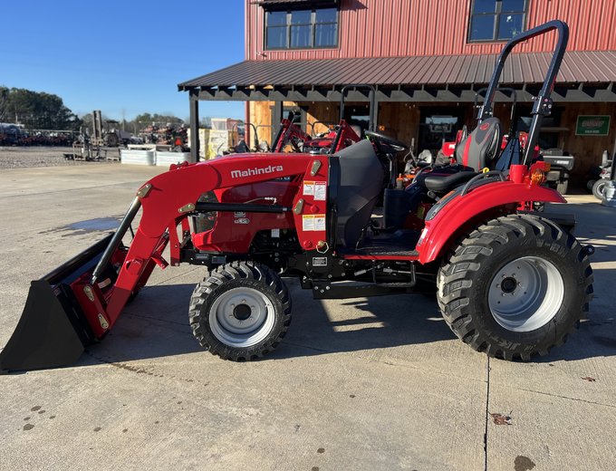 Mahindra/Roxor | Buy Mahindra 1635 (HST) Online