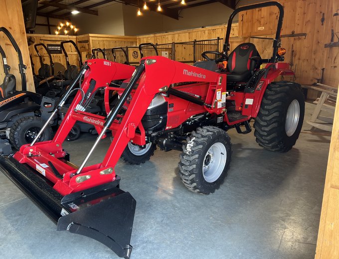 Mahindra/Roxor | Buy Mahindra 1626 (SHUTTLE) Online