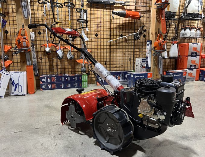 TORO Rear Tine Tiller