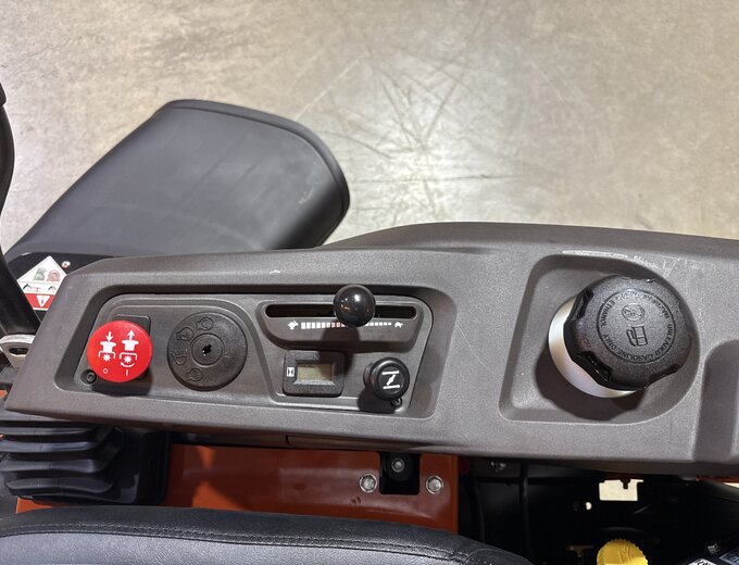 Husqvarna Mowers | Get Price for Husqvarna Z242F Special Edition