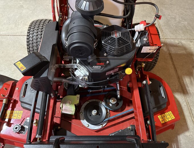 Toro Mowers | Get Price for TORO GrandStand 52